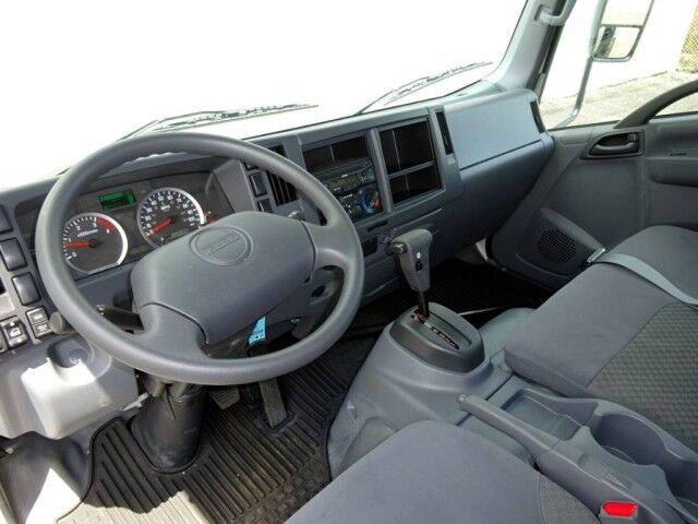 2022 Isuzu NPR-HD Steel Dove Tail Flatbed. Gas or Diesel! Miami FL