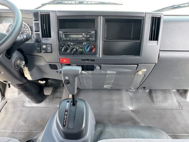 2022 Isuzu NPR-XD 16&apos; Dry Box Truck with 2,000 LB Lift Gate Miami FL