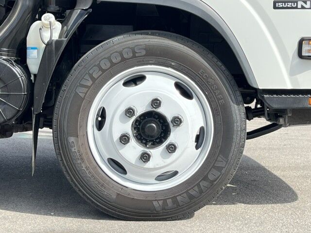 2022 Isuzu NPR-XD 16&apos; Dry Box Truck with 2,000 LB Lift Gate Miami FL