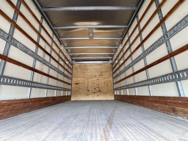 2022 Isuzu NPR-XD 16&apos; Dry Box Truck with 2,000 LB Lift Gate Miami FL