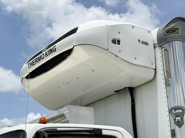 2022 Isuzu NPR-XD 16' Refrigerated Truck with 2,000 lbs. Lift Gate Homestead FL