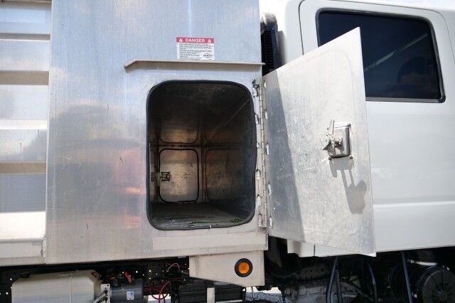 2022 Isuzu NRR / Aluminum Landscape Body / DRW / V8 Gas / 12FT Bed! High Point NC