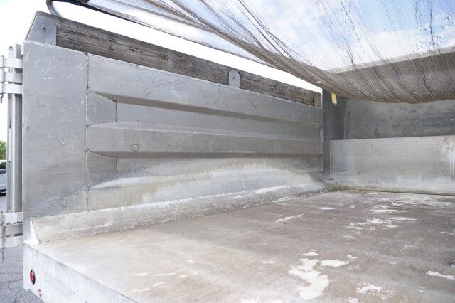 2022 Isuzu NRR / Aluminum Landscape Body / DRW / V8 Gas / 12FT Bed! High Point NC