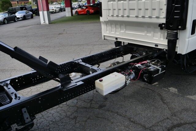 2022 Isuzu NRR / Aluminum Landscape Body / DRW / V8 Gas / 12FT Bed! High Point NC