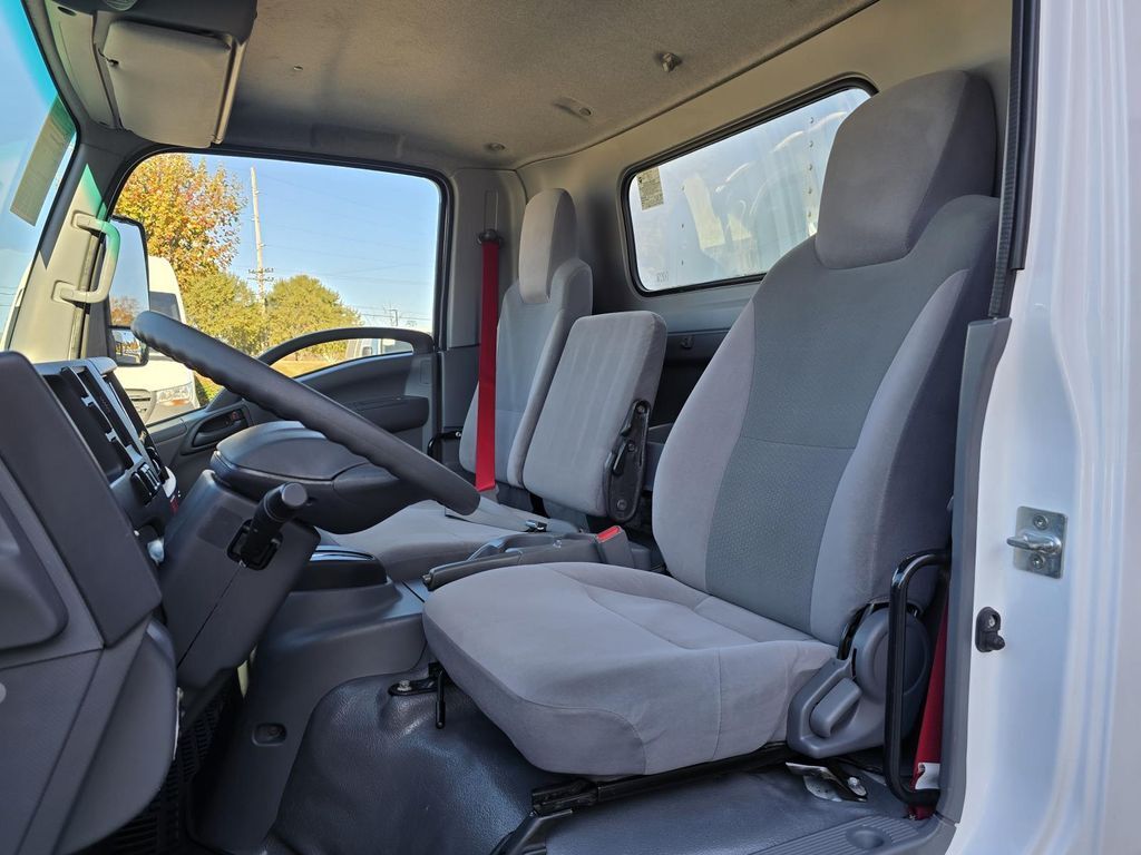 2022 Isuzu NRR Concord NC