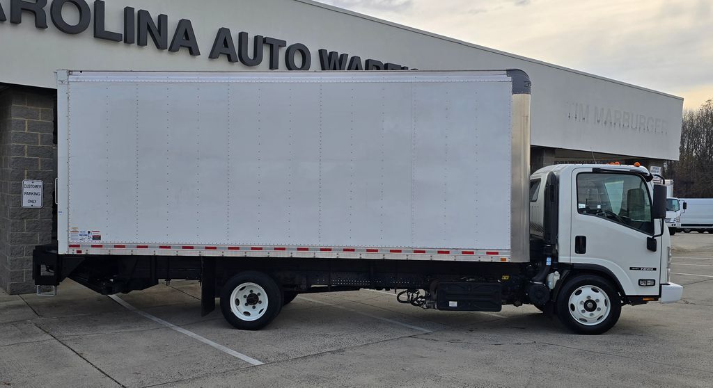 2022 Isuzu NRR Low Cab Forward photo 3