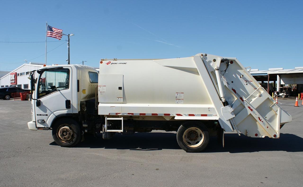 2022 Isuzu NRR 8 yd Pac-Mac Rear Loader Garbage Truck Tampa FL