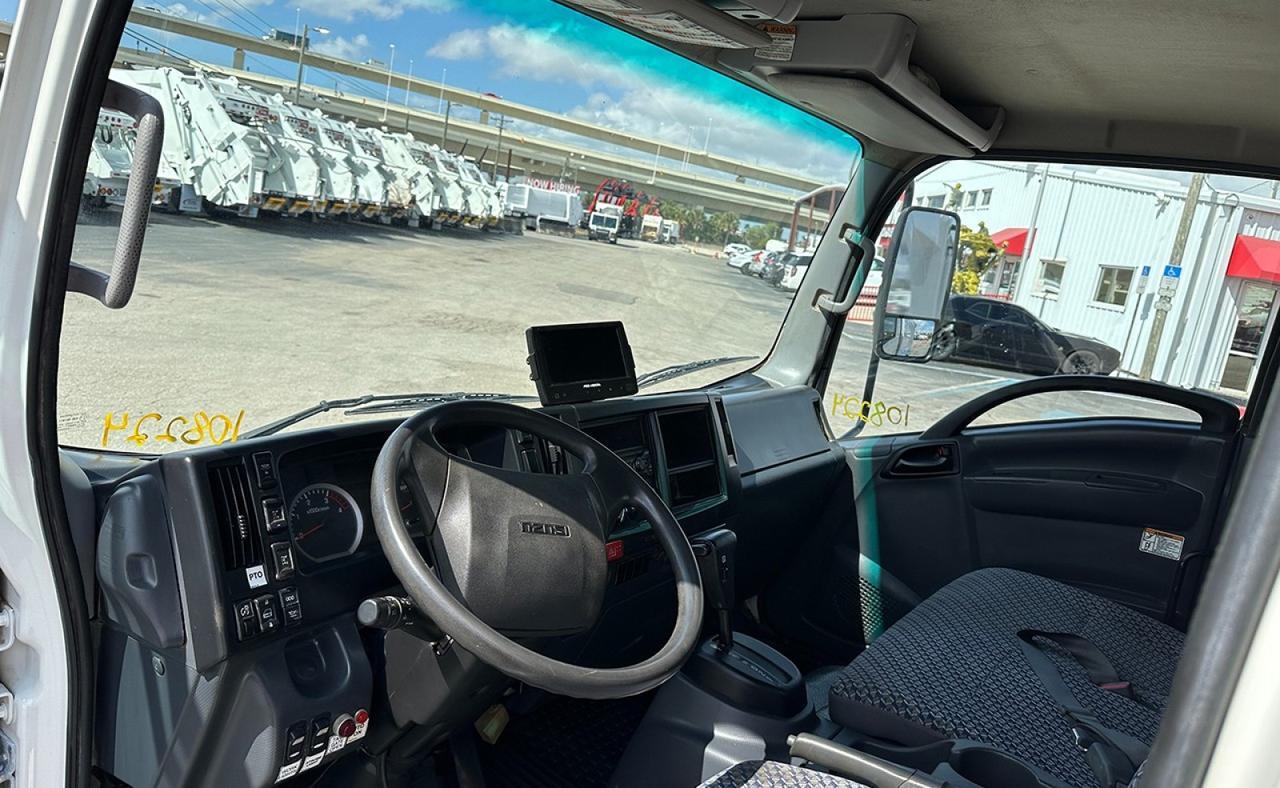 2022 Isuzu NRR 8 yd Pac-Mac Rear Loader Garbage Truck Tampa FL