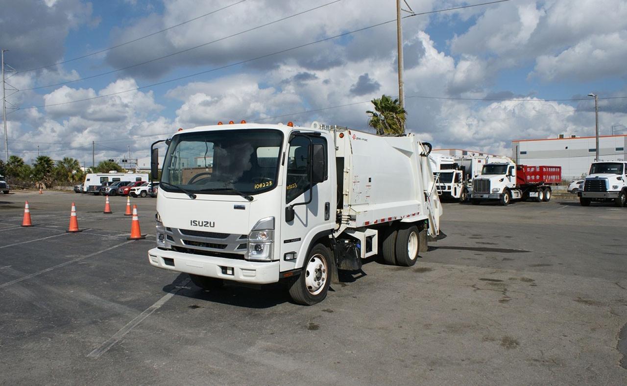 2022 Isuzu NRR 8 yd PacMac Rear Loader Garbage Truck Tampa FL