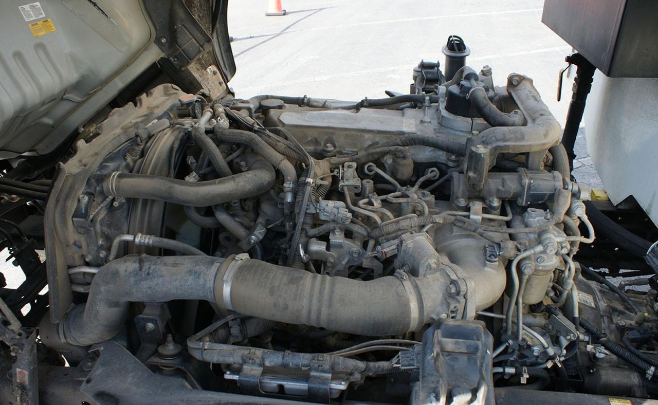 2022 Isuzu NRR 8 yd PacMac Rear Loader Garbage Truck Tampa FL