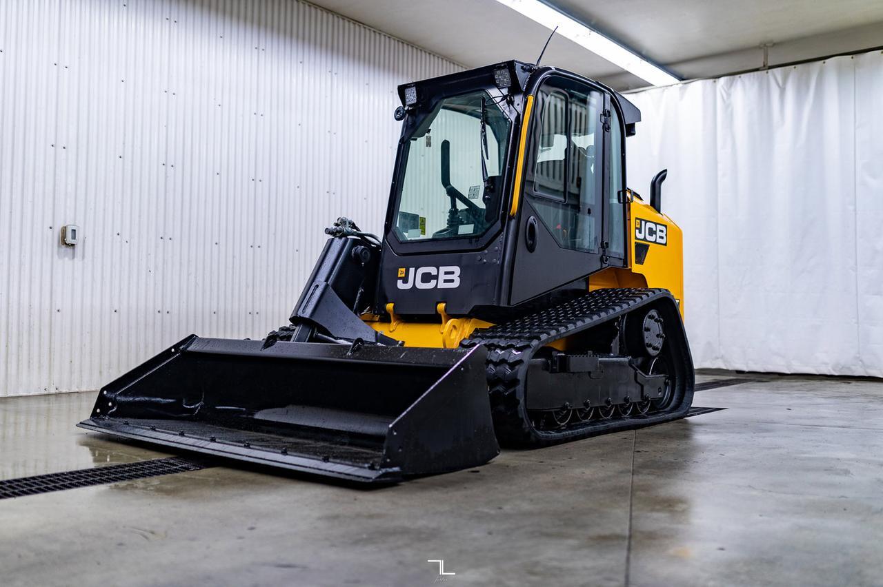 2022 JCB 270 T Track Skid Steer Loader Diesel Red Deer AB