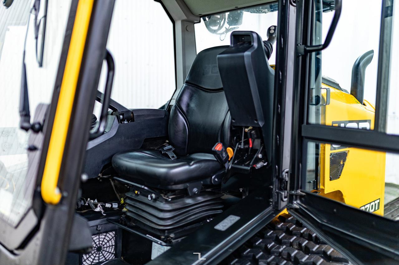 2022 JCB 270 T Track Skid Steer Loader Diesel Red Deer AB