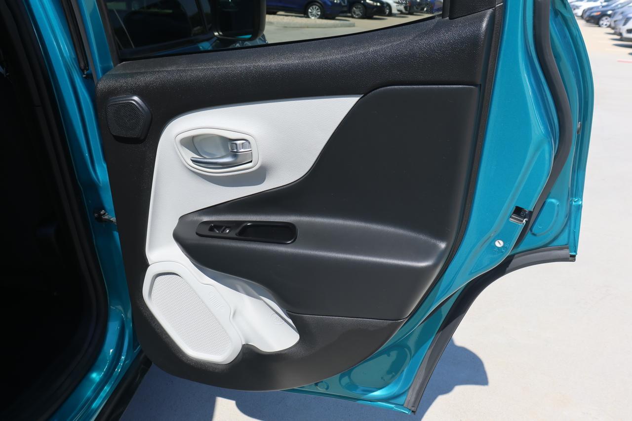 2022 JEEP RENEGADE LATITUDE Houston TX
