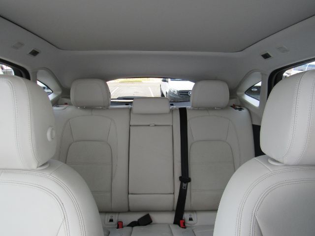 2022 Jaguar E-PACE SE P250 AWD Automatic Plano TX