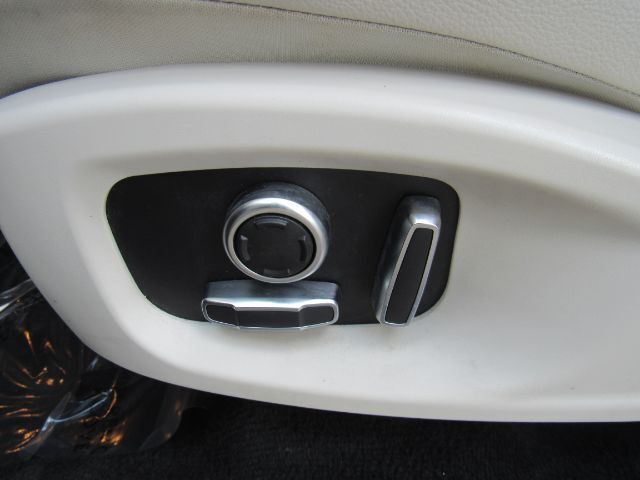 2022 Jaguar E-PACE SE P250 AWD Automatic Plano TX