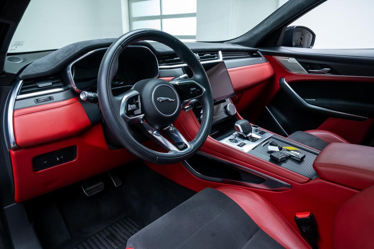 2022 Jaguar F-PACE SVR 1 Owner / Black Exterior Styling Package / Meridia Portland OR