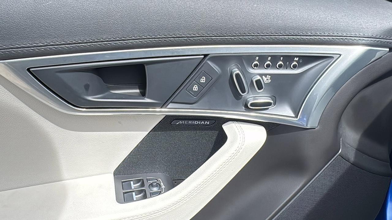 2022 Jaguar F-TYPE P450  Selma TX