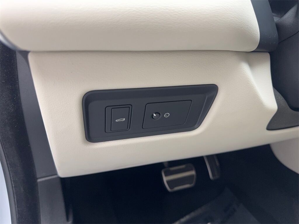 2022 Jaguar XF R-Dynamic SE NAV,CAM,PANO,HTD STS,BLIND SPOT Irving TX