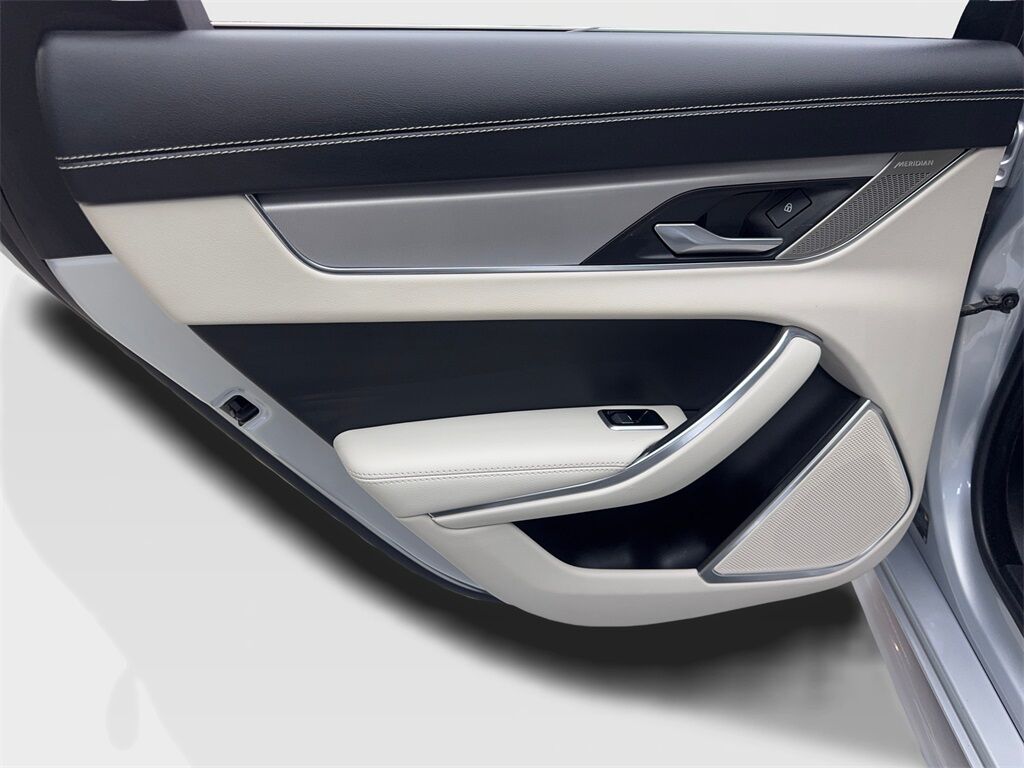 2022 Jaguar XF R-Dynamic SE NAV,CAM,PANO,HTD STS,BLIND SPOT Irving TX