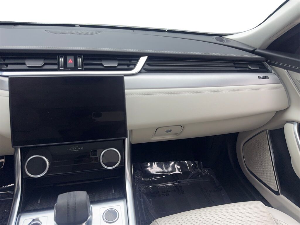 2022 Jaguar XF R-Dynamic SE NAV,CAM,PANO,HTD STS,BLIND SPOT Irving TX