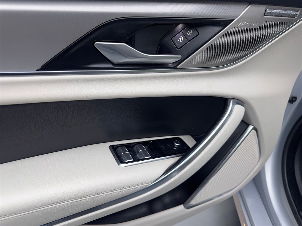 2022 Jaguar XF R-Dynamic SE NAV,CAM,PANO,HTD STS,BLIND SPOT Irving TX