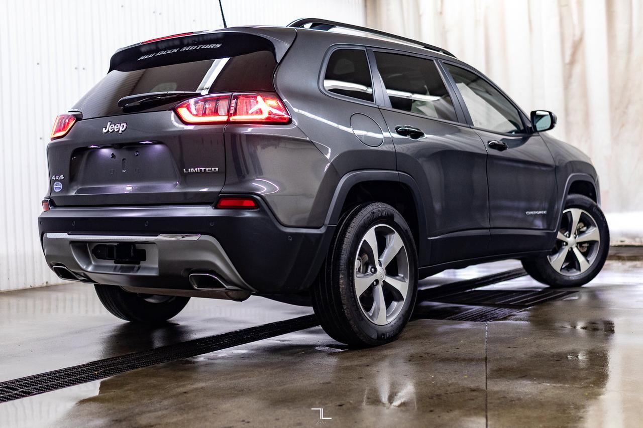 2022 Jeep Cherokee 4x4 Limited Leather Roof Nav BCam Red Deer AB