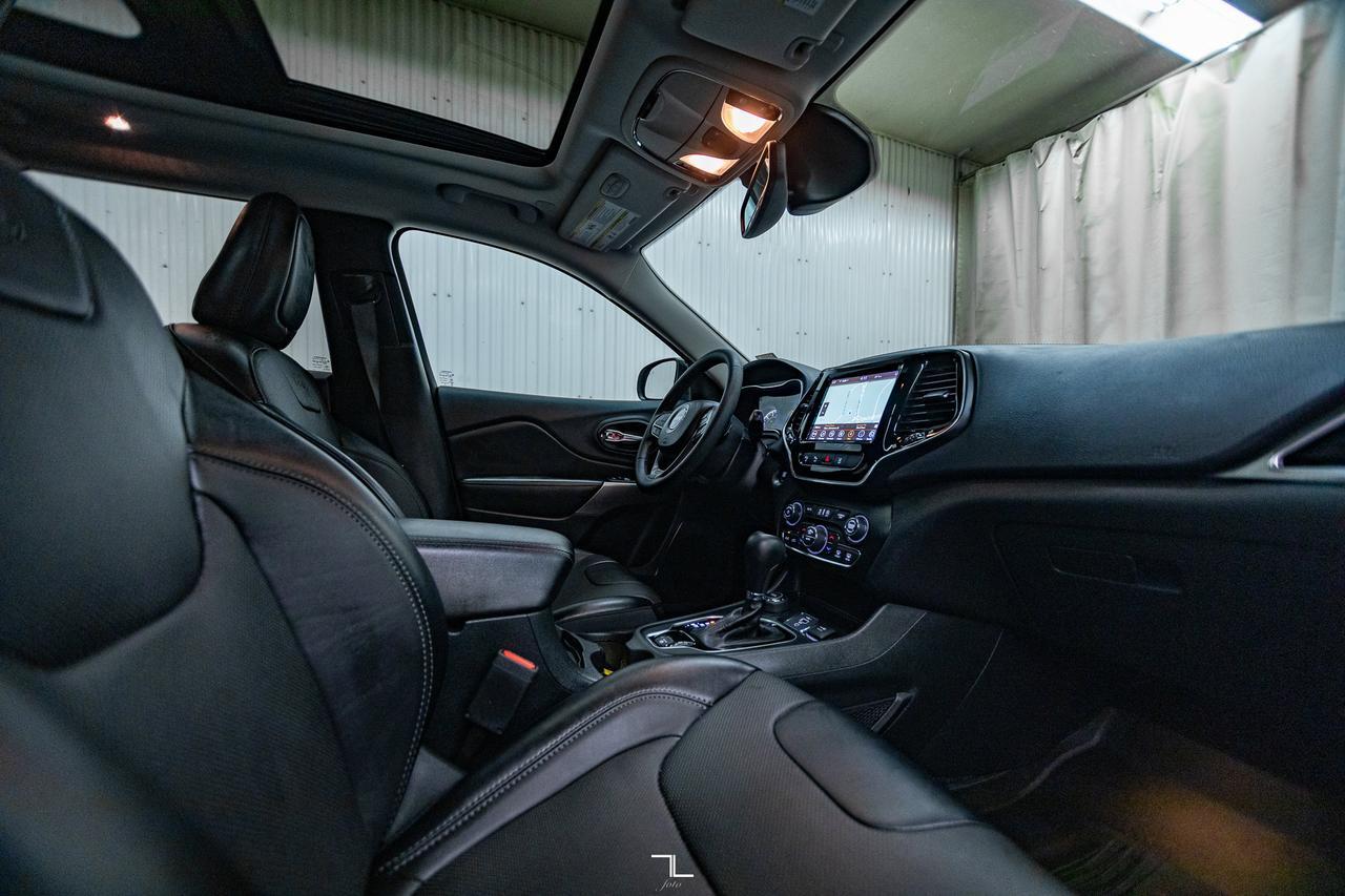 2022 Jeep Cherokee 4x4 Limited Leather Roof Nav BCam Red Deer AB