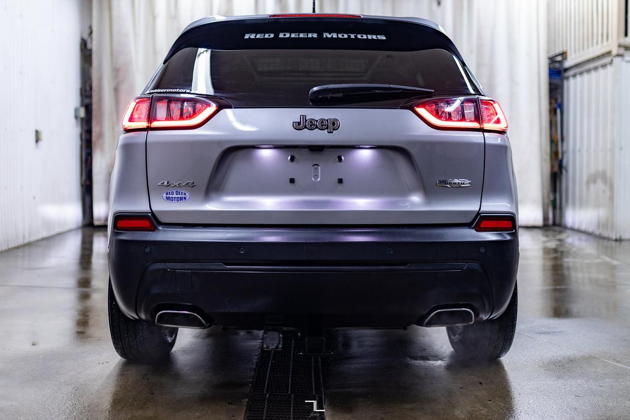 2022 Jeep Cherokee 4x4 North Roof BCam Red Deer AB