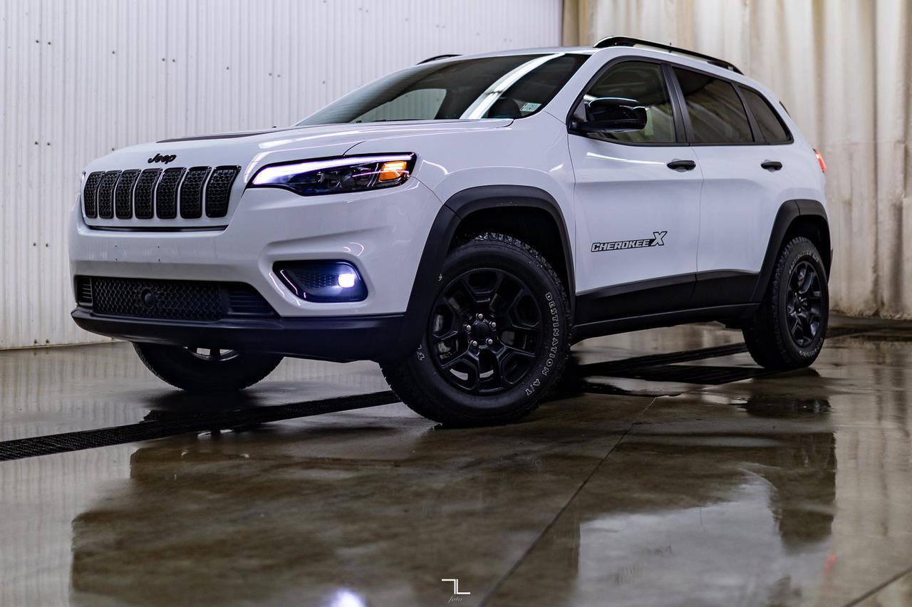 2022 Jeep Cherokee 4x4 X Leather Roof BCam Red Deer AB