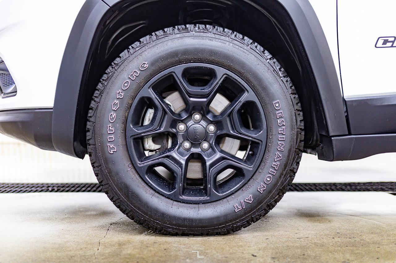 2022 Jeep Cherokee 4x4 X Leather Roof BCam Red Deer AB