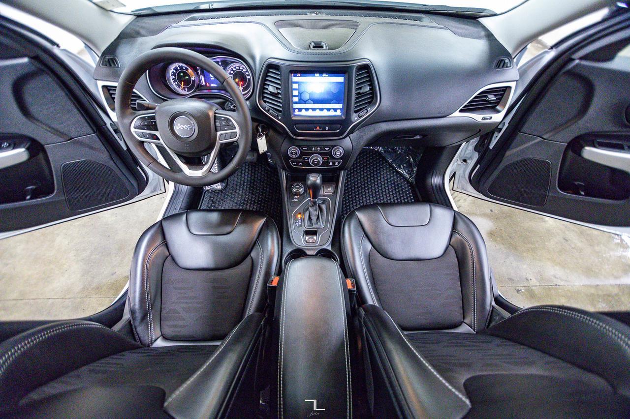 2022 Jeep Cherokee 4x4 X Leather Roof BCam Red Deer AB