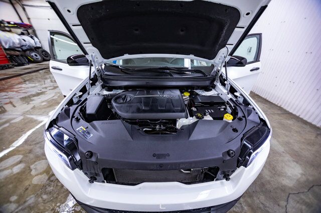 2022 Jeep Cherokee 4x4 X Leather Roof BCam Red Deer AB