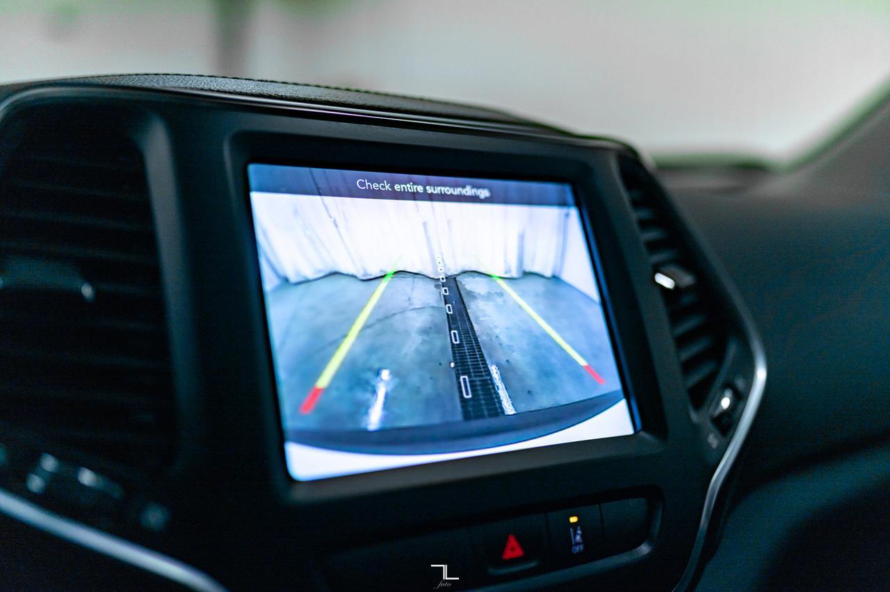 2022 Jeep Cherokee 4x4 X Leather Roof BCam Red Deer AB