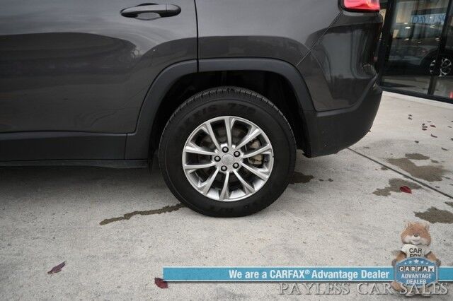 2022 Jeep Cherokee Latitude Lux / 4X4 / Auto Start / Power & Heated Leather Seats / Heated Steering / Blind Spot Alert / Apple CarPlay & Android Auto / Keyless Entry & Start / Back Up Camera / Aluminum Wheels / Only 28K Miles / 1-Owner Anchorage AK 2022 Jeep Cherokee Latitude Lux / 4X4 / Auto Start / Power & Heated Leather Seats / Heated Steering / Blind Spot Alert / Apple CarPlay & Android Auto / Keyless Entry & Start / Back Up Camera / Aluminum Wheels / Only 28K Miles / 1-Owner Anchorage AK