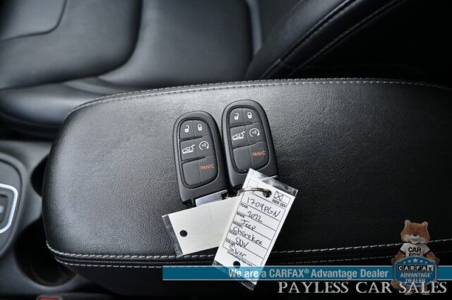 2022 Jeep Cherokee Latitude Lux / 4X4 / Auto Start / Power & Heated Leather Seats / Heated Steering Wheel / Lane Departure & Blind Spot Alert / Apple CarPlay & Android Auto / Back Up Camera / Keyless Entry & Start / 27 MPG / 1-Owner Anchorage AK