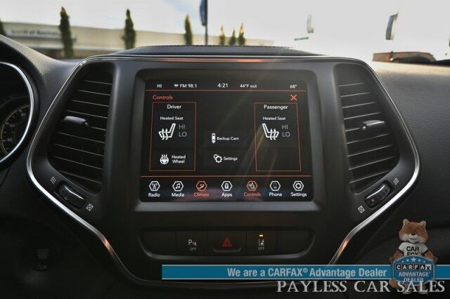 2022 Jeep Cherokee Latitude Lux / 4X4 / Auto Start / Power & Heated Leather Seats / Heated Steering Wheel / Lane Departure & Blind Spot Alert / Apple CarPlay & Android Auto / Back Up Camera / Keyless Entry & Start / 27 MPG / 1-Owner Anchorage AK