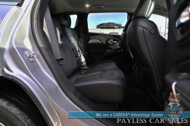 2022 Jeep Cherokee Latitude Lux / 4X4 / Auto Start / Power & Heated Leather Seats / Heated Steering Wheel / Lane Departure & Blind Spot Alert / Apple CarPlay & Android Auto / Back Up Camera / Keyless Entry & Start / 27 MPG / 1-Owner Anchorage AK