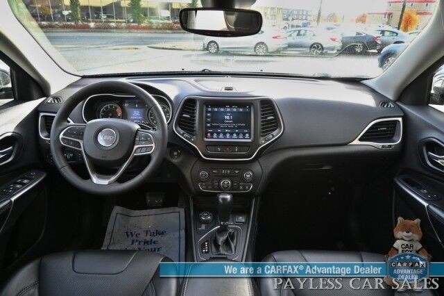 2022 Jeep Cherokee Latitude Lux / 4X4 / Auto Start / Power & Heated Leather Seats / Heated Steering Wheel / Lane Departure & Blind Spot Alert / Apple CarPlay & Android Auto / Back Up Camera / Keyless Entry & Start / 27 MPG / 1-Owner Anchorage AK