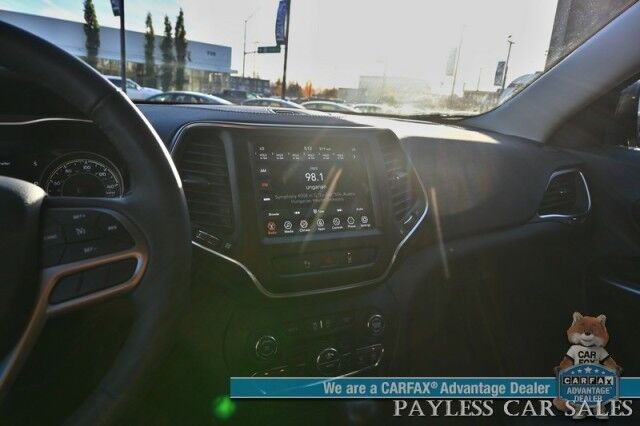 2022 Jeep Cherokee Latitude Lux / 4X4 / Auto Start / Power & Heated Leather Seats / Heated Steering Wheel / Lane Departure & Blind Spot Alert / Apple CarPlay & Android Auto / Back Up Camera / Keyless Entry & Start / 27 MPG / 1-Owner Anchorage AK