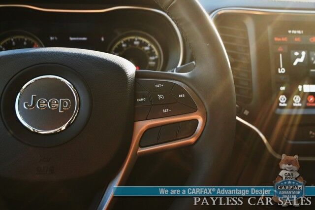 2022 Jeep Cherokee Latitude Lux / 4X4 / Auto Start / Power & Heated Leather Seats / Heated Steering Wheel / Lane Departure & Blind Spot Alert / Apple CarPlay & Android Auto / Back Up Camera / Keyless Entry & Start / 27 MPG / 1-Owner Anchorage AK