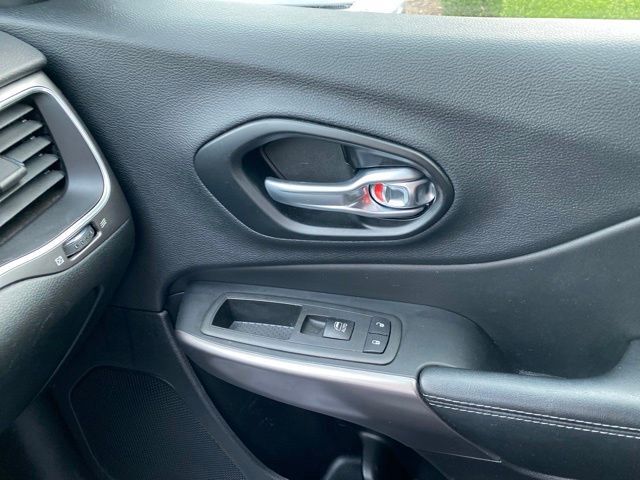 2022 Jeep Cherokee Latitude Lux Raleigh NC