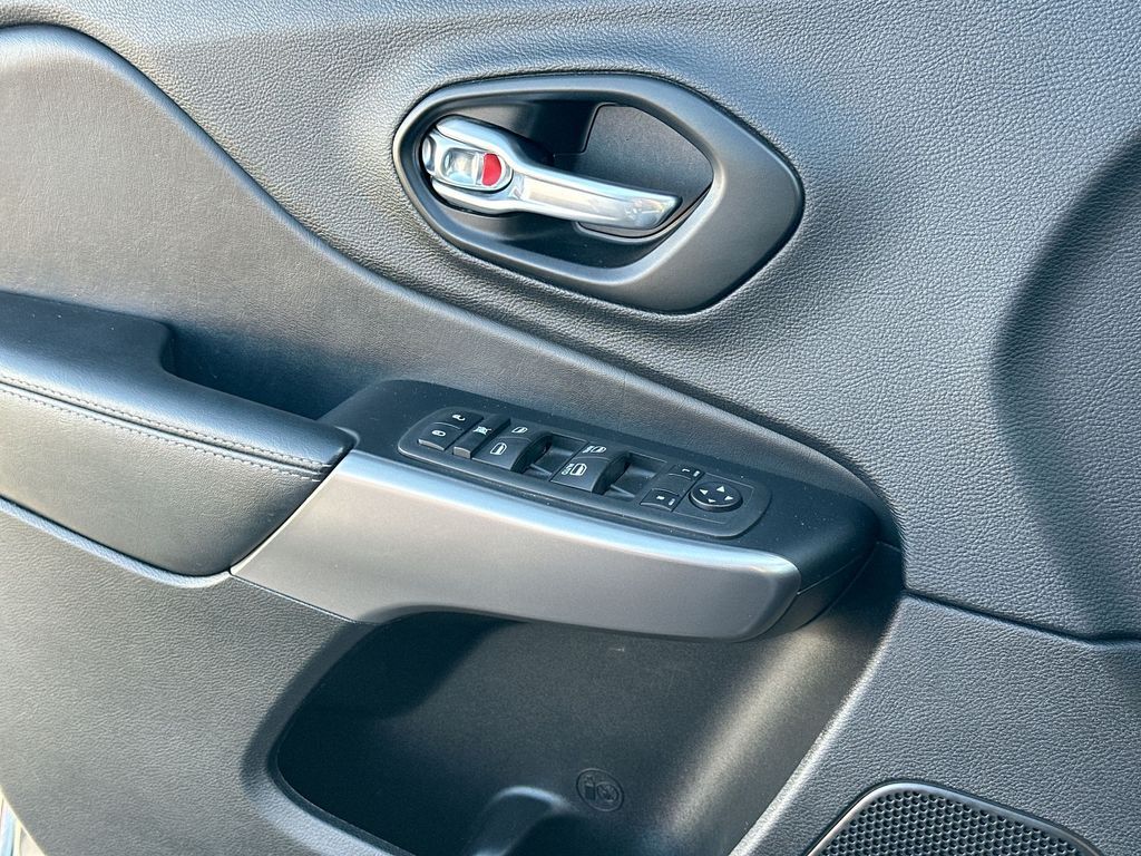 2022 Jeep Cherokee Latitude Lux Tucson AZ