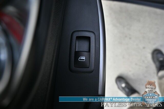 2022 Jeep Cherokee Limited / 4X4 / Auto Start / Power & Heated Leather Seats / Heated Steering Wheel / Sunroof / Adaptive Cruise Control / Lane Departure & Blind Spot Alert / Apple CarPlay & Android Auto / Back Up Camera / Power Liftgate Anchorage AK