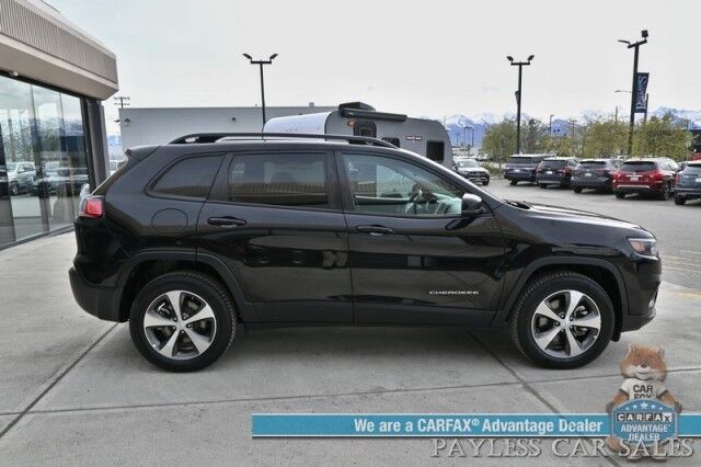 2022 Jeep Cherokee Limited / 4X4 / Auto Start / Power & Heated Leather Seats / Heated Steering Wheel / Sunroof / Adaptive Cruise Control / Lane Departure & Blind Spot Alert / Apple CarPlay & Android Auto / Back Up Camera / Power Liftgate Anchorage AK