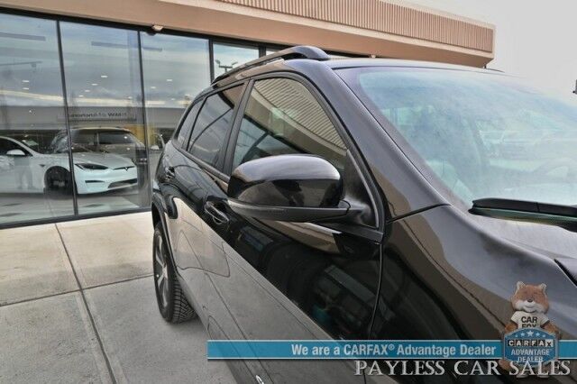 2022 Jeep Cherokee Limited / 4X4 / Auto Start / Power & Heated Leather Seats / Heated Steering Wheel / Sunroof / Adaptive Cruise Control / Lane Departure & Blind Spot Alert / Apple CarPlay & Android Auto / Back Up Camera / Power Liftgate Anchorage AK