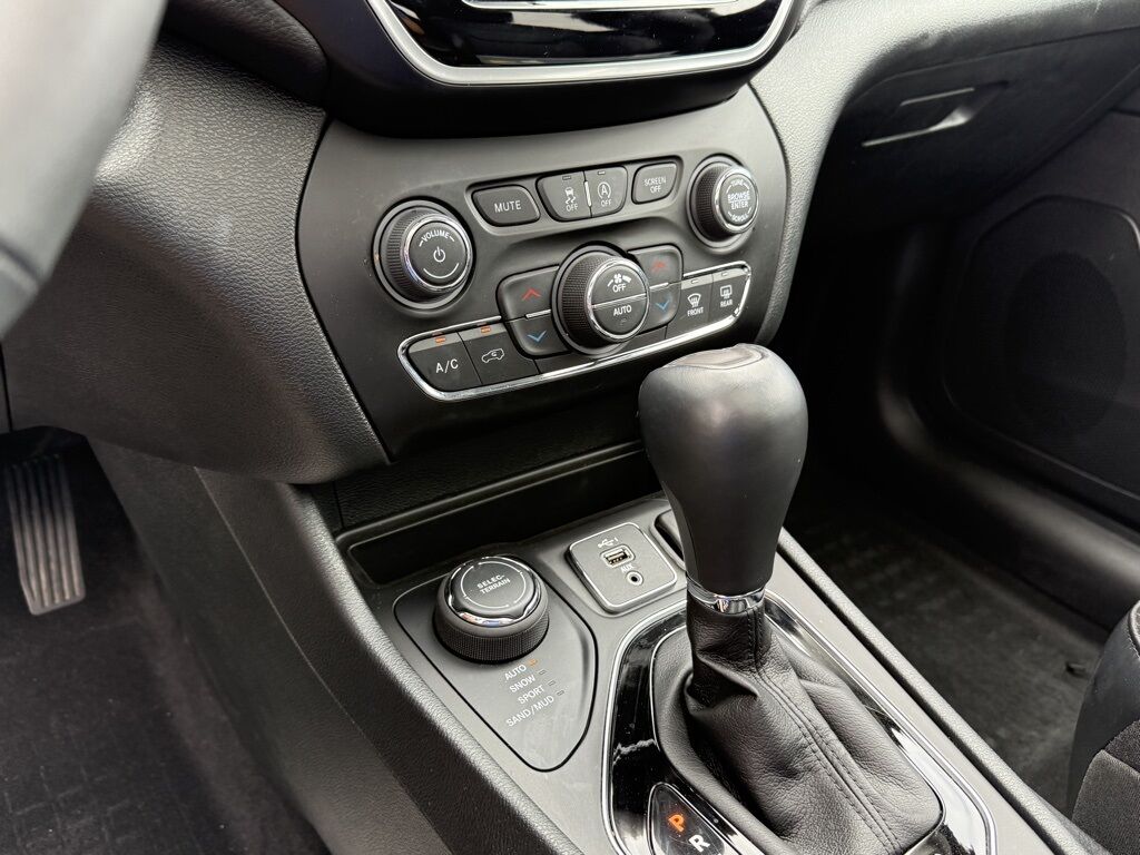 2022 Jeep Cherokee Limited Crestwood KY