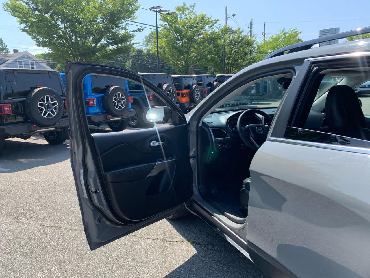2022 Jeep Cherokee Limited Dartmouth MA