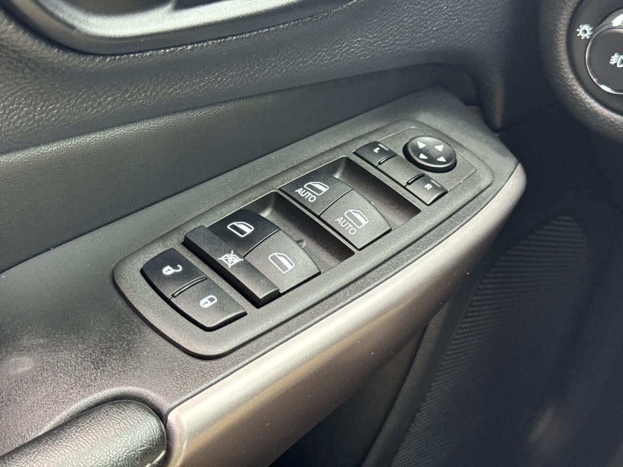2022 Jeep Cherokee Limited Dartmouth MA