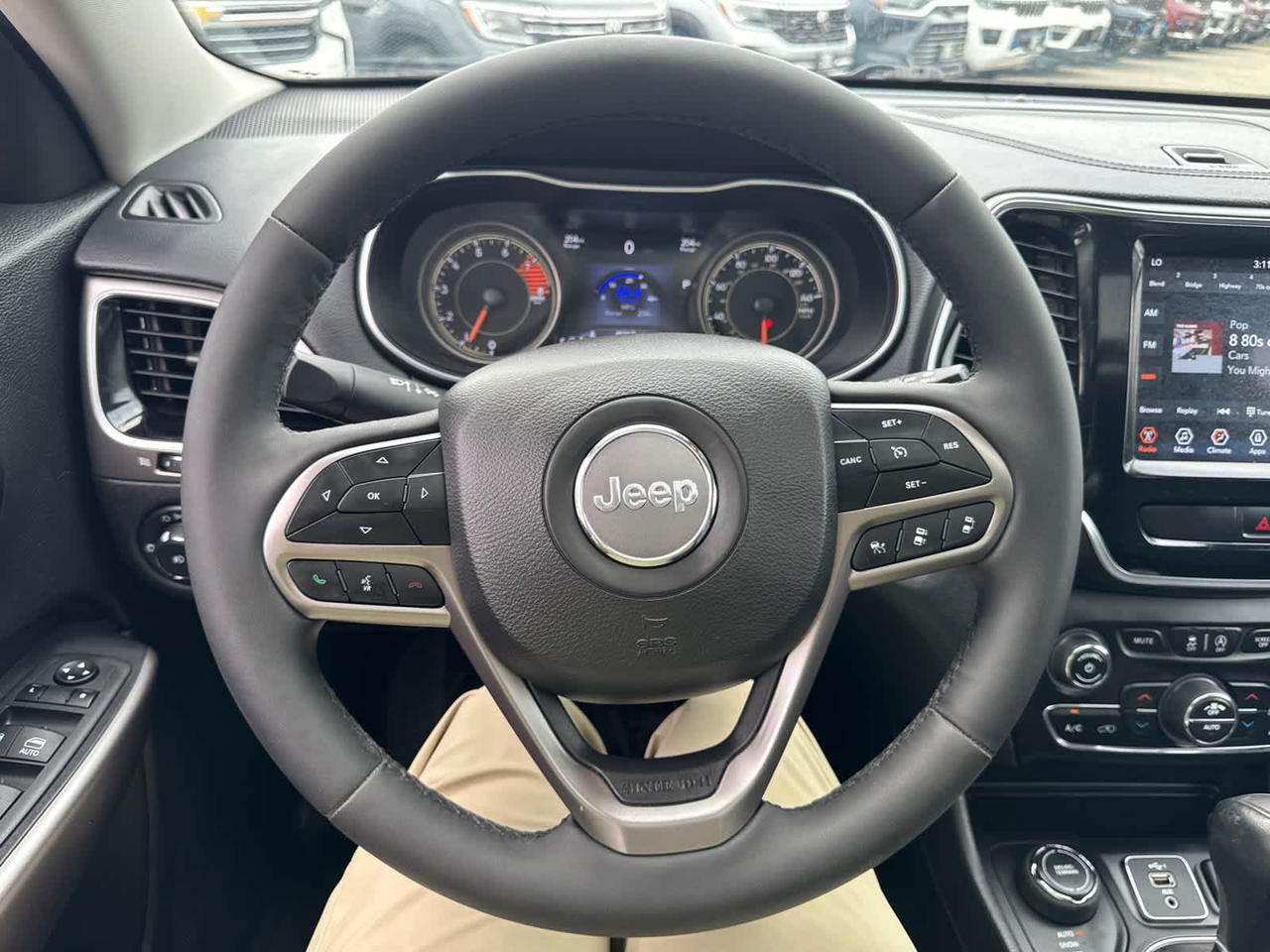 2022 Jeep Cherokee Limited Dartmouth MA