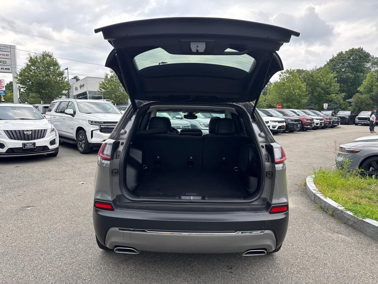2022 Jeep Cherokee Limited Dartmouth MA